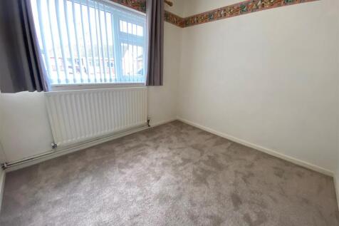 Bedroom 2.1.jpg