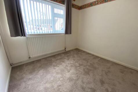 Bedroom 2.2.jpg