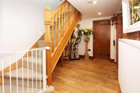Entrance Hall.JPG