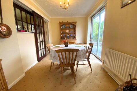 Dining Room 2.jpg