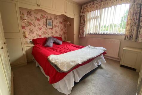 Bedroom 1.1.jpg