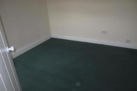 Bedroom 2.JPG