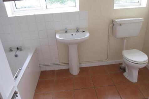 Bathroom.JPG