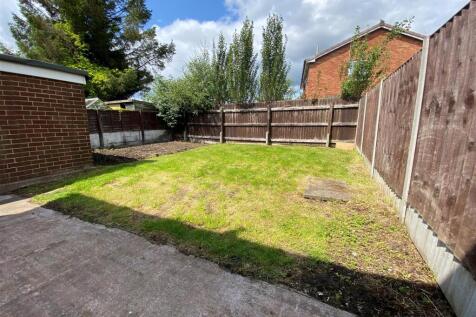 Rear garden 1.jpg