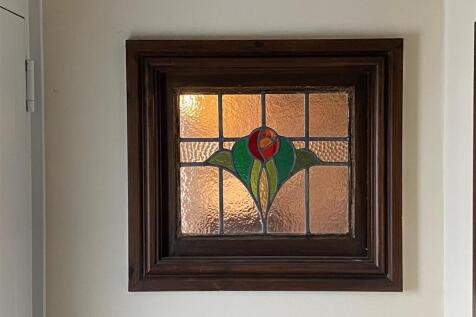 Feature window.jpg