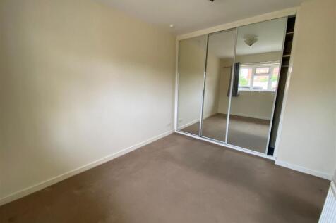 Bedroom 1.1.jpg