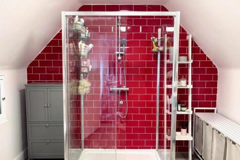Red shower room.jpg