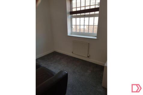 Bedroom 3/office/dining room