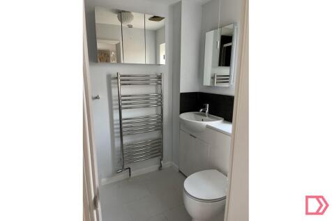 Master Bedroom Ensuite