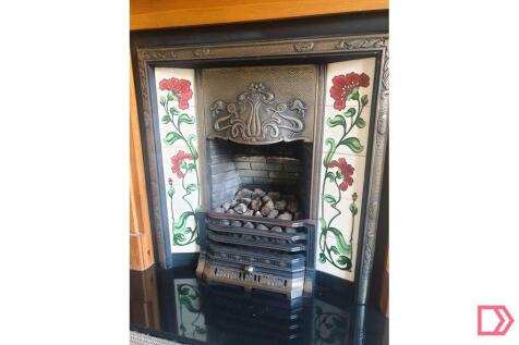 Feature Gas Fireplace