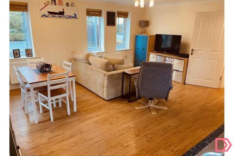 Lounge / Dining Room 