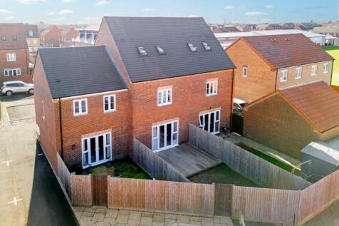 17 Trent Close (Spalding)-2