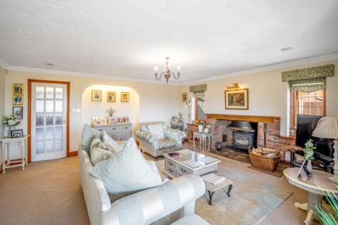 43 Station Road, Surfleet-19