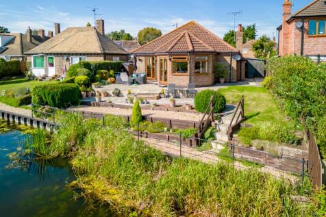 43 Station Road, Surfleet-2