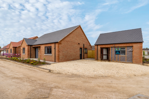Plot 6, Maple Way (5)