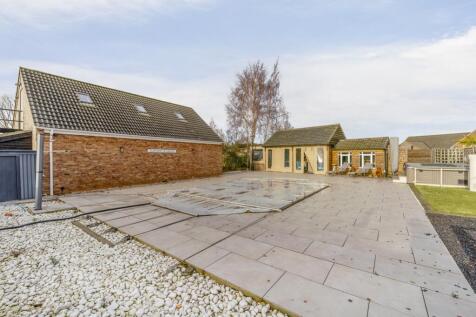 1 Paddock Lane (Holbeach)-13