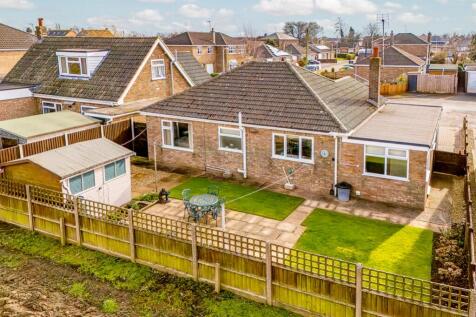 8 Chapel Gardens (Whaplode)-2