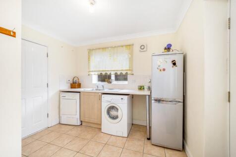 14 Russell Drive (Cowbit)-16