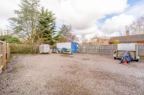 39 High Street (Gosberton)-8