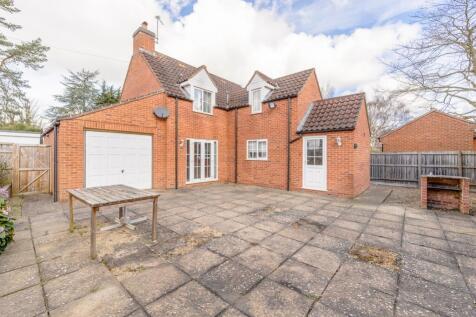 39 High Street (Gosberton)-10