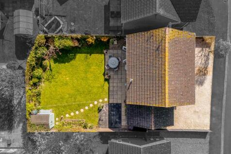 2 St Marys Gardens (Cowbit)-4