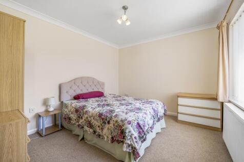 19 Reynolds Gardens (Moulton)-21