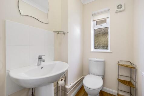 19 Reynolds Gardens (Moulton)-20