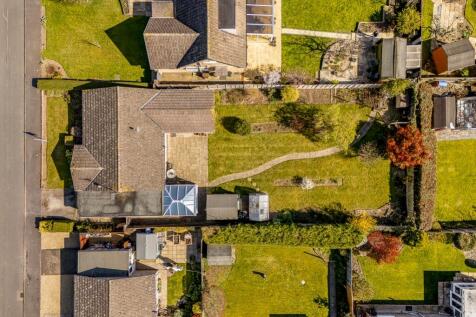 19 Reynolds Gardens (Moulton)-3