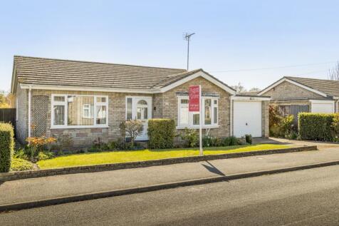 19 Reynolds Gardens (Moulton)-5