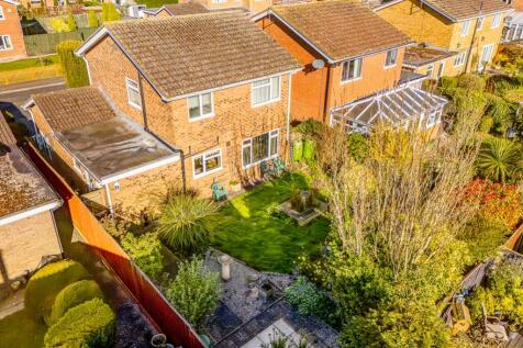 4 Reapers Close (Holbeach)-2