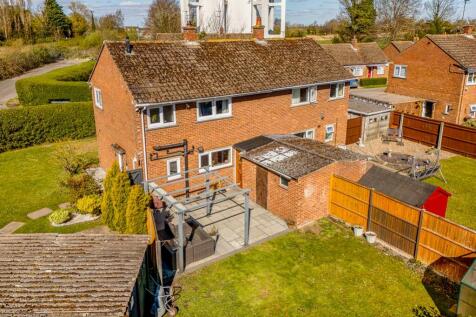 120 Brownlow Crescent (Pinchbeck)-2