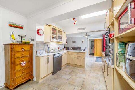 11 Seas End Road (Moulton Seas End)-20