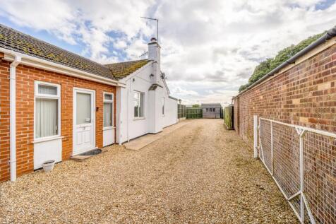 11 Seas End Road (Moulton Seas End)-9