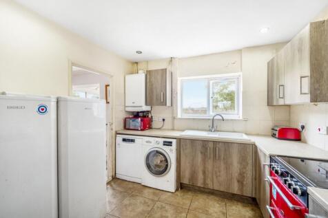 98 Station Road (Surfleet)-11