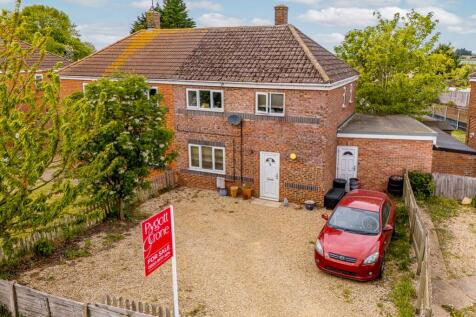 98 Station Road (Surfleet)-1