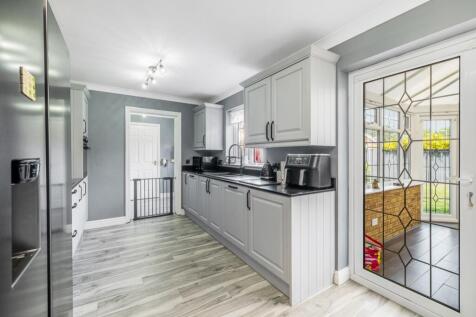 6 John Swains Way (Long Sutton)-17