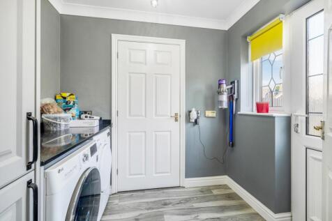 6 John Swains Way (Long Sutton)-19