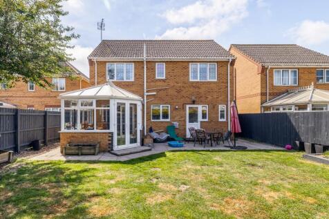 6 John Swains Way (Long Sutton)-11