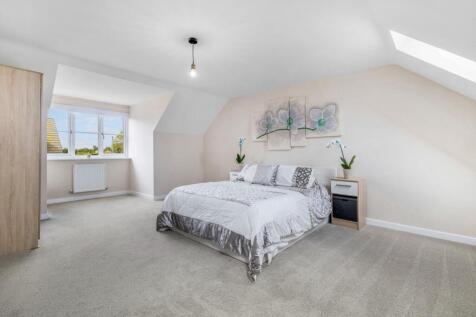 10 Cavell Way (Fleet)-33