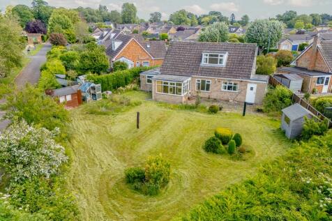 26 Reynolds Gardens (Moulton)-3
