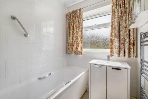 26 Reynolds Gardens (Moulton)-22