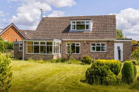 26 Reynolds Gardens (Moulton)-12