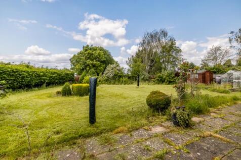26 Reynolds Gardens (Moulton)-10