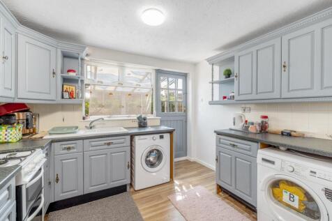 172 Queens Road (Spalding)-13