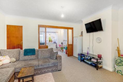 172 Queens Road (Spalding)-12