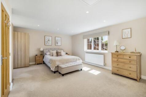 1 Clarke Close (Quadring)-32