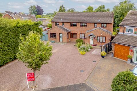 42 Pennyfield (Pinchbeck)-1
