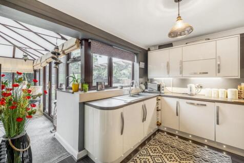 42 Pennyfield (Pinchbeck)-18