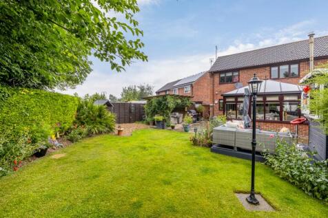 42 Pennyfield (Pinchbeck)-13