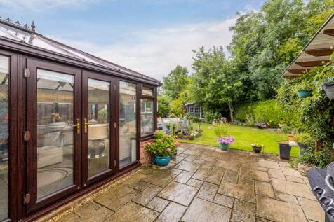 42 Pennyfield (Pinchbeck)-9